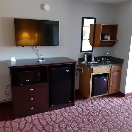 Boarders Inn & Suites By Cobblestone Hotels Superior Luaran gambar