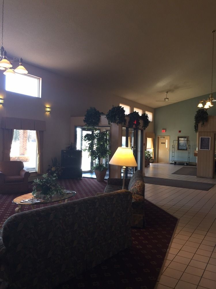 Boarders Inn & Suites By Cobblestone Hotels Superior Luaran gambar