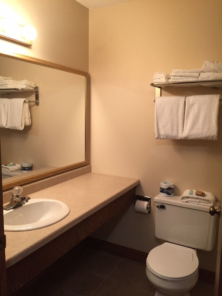 Boarders Inn & Suites By Cobblestone Hotels Superior Luaran gambar