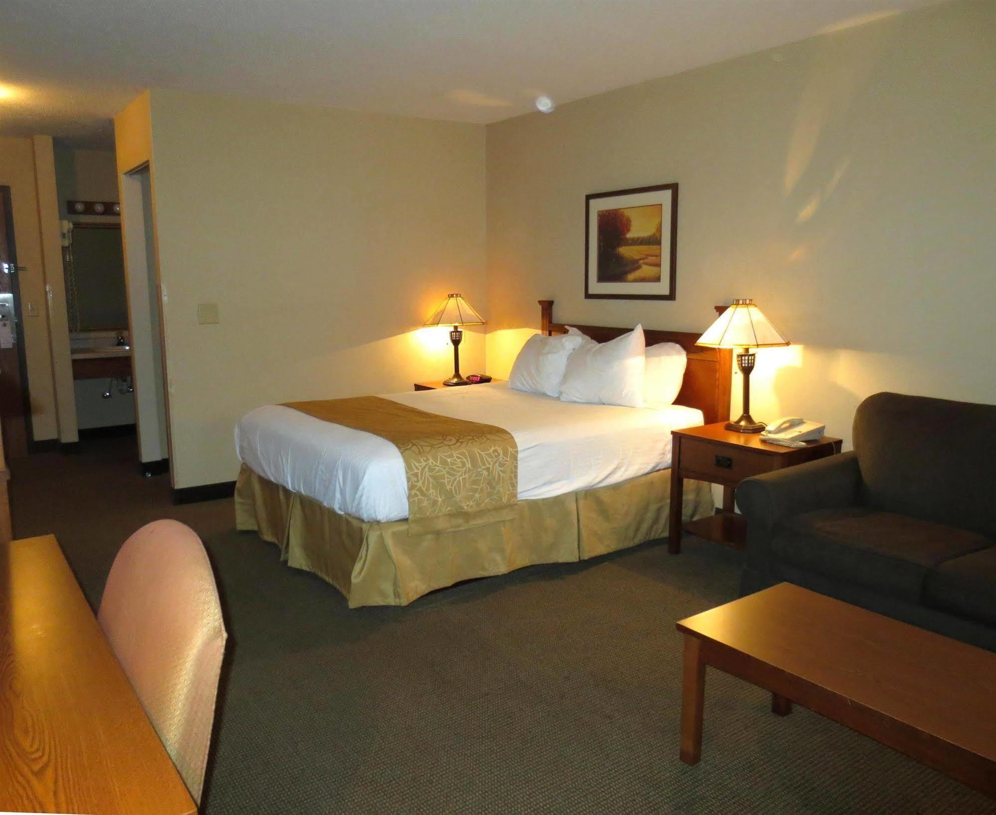 Boarders Inn & Suites By Cobblestone Hotels Superior Luaran gambar