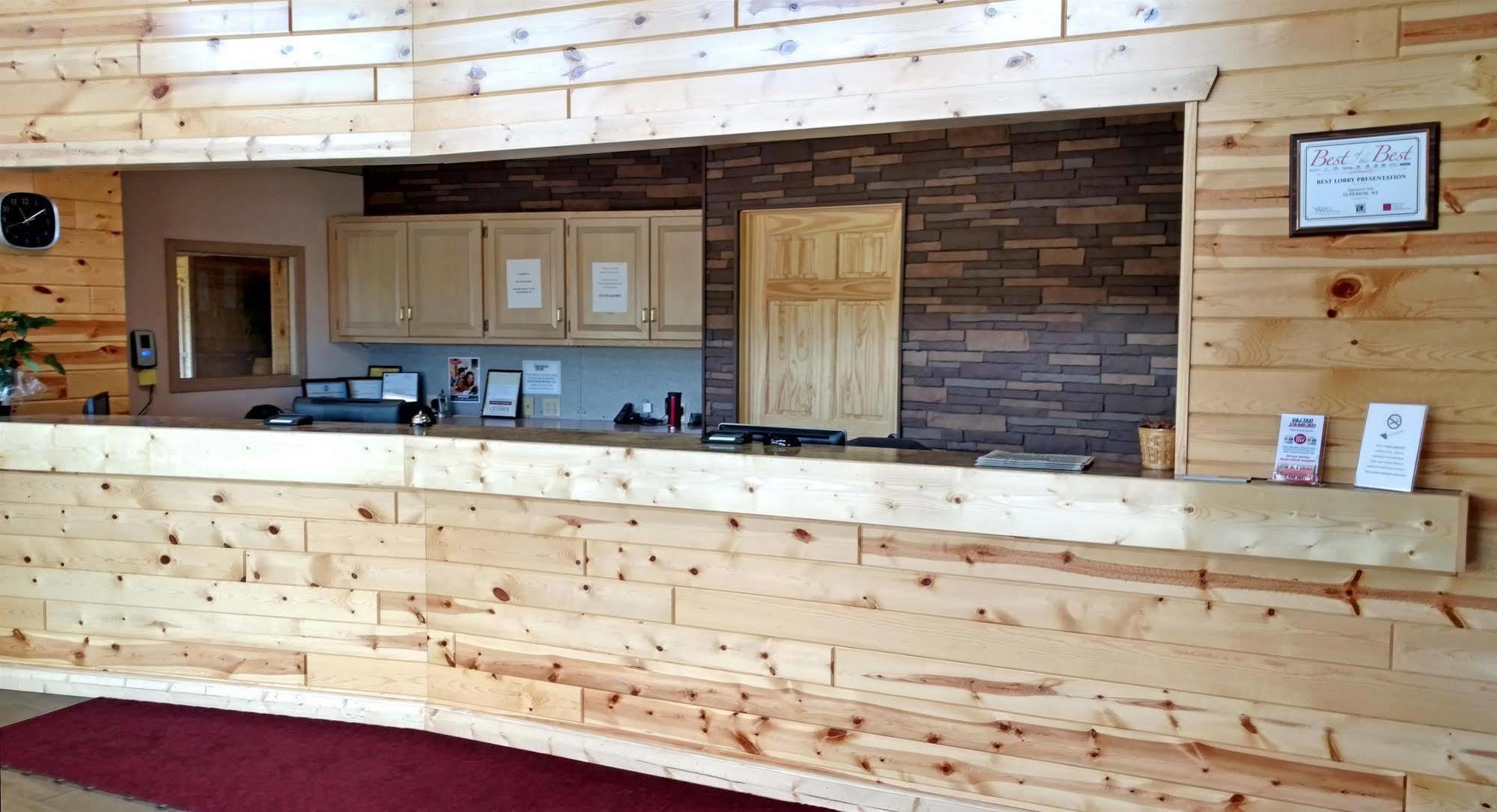 Boarders Inn & Suites By Cobblestone Hotels Superior Luaran gambar