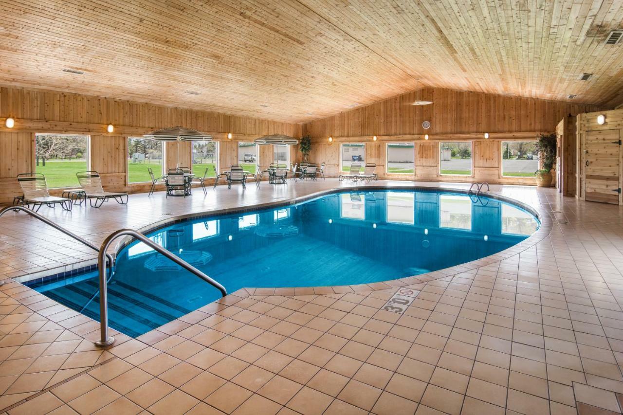Boarders Inn & Suites By Cobblestone Hotels Superior Luaran gambar